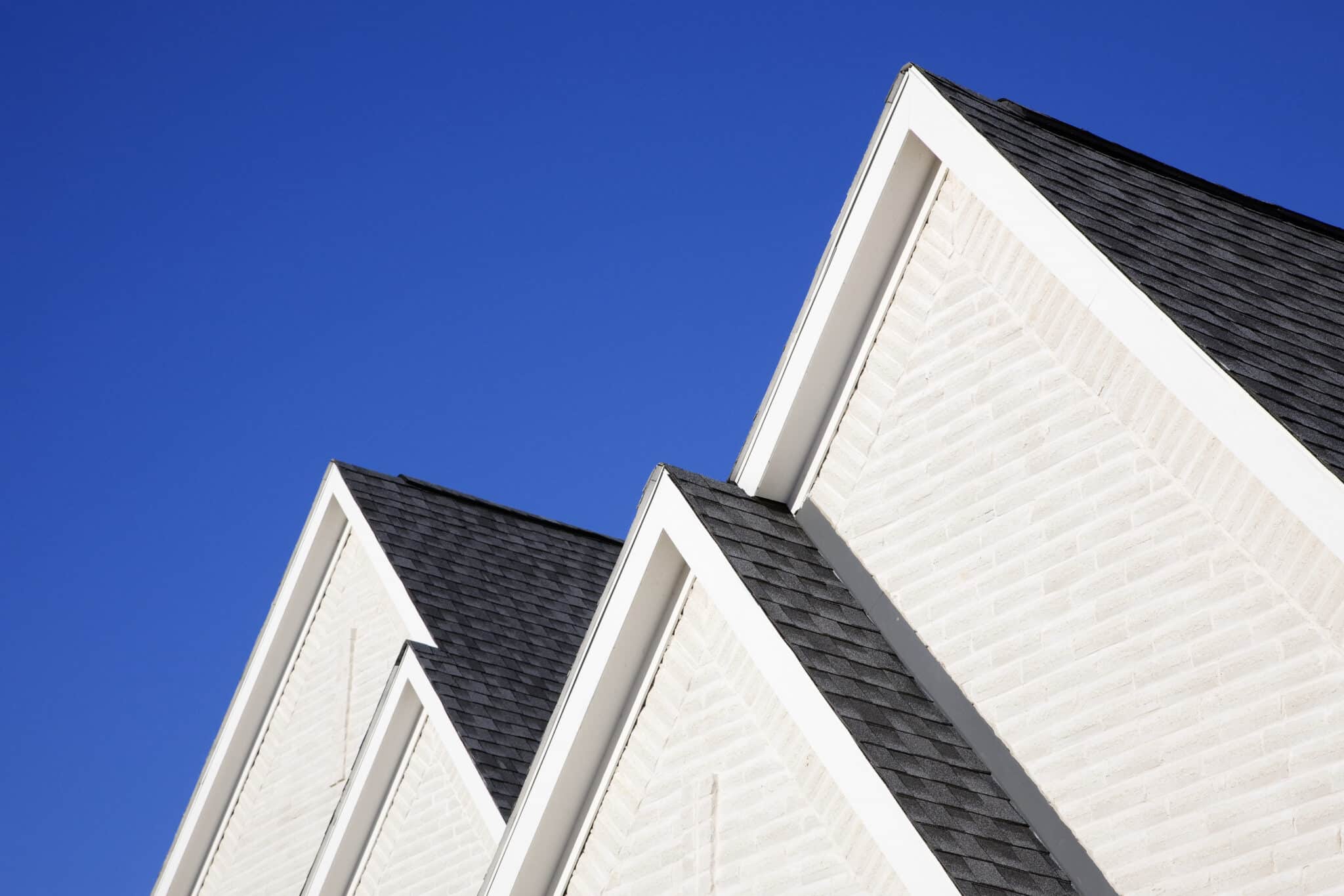 Look for signs your commercial roof needs repair or replacement​