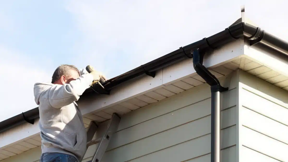 Gutter Guards vs. Regular Gutters: Which Is Right for Your Michigan Home?