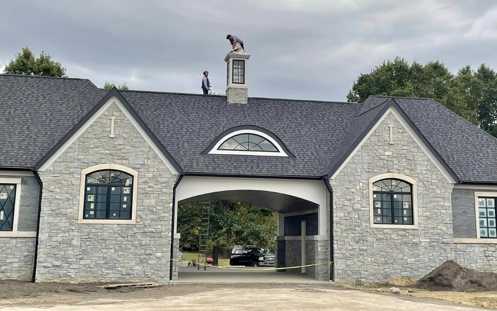 Roof Repair in Auburn Hills, MI - Performance Roofing & Siding